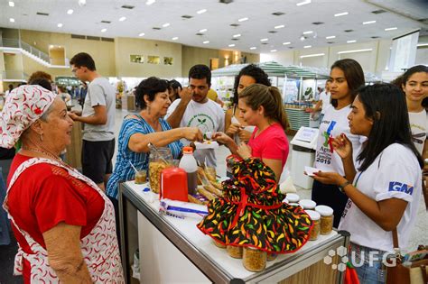 Pelo 20º ano Emater apresenta soluções a agricultores durante Agro