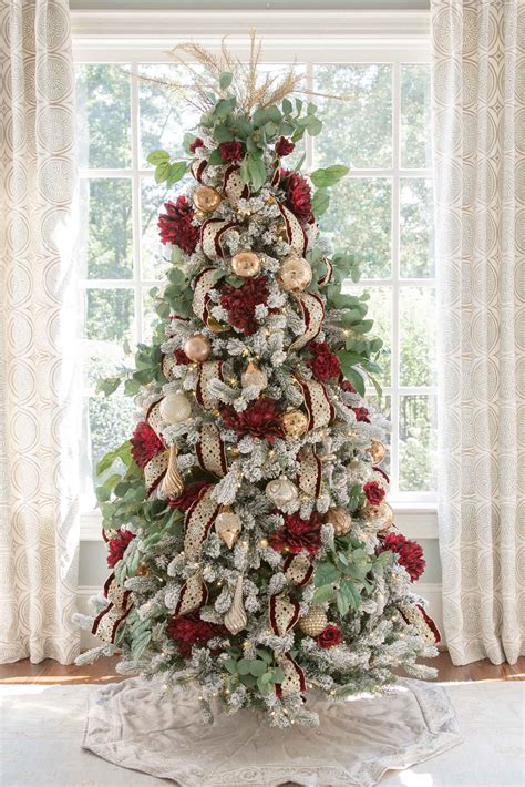 Christmas Tree Ideas Red And Gold Decoomo