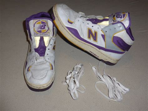 NEW BALANCE JAMES WORTHY LAKERS PURPLE BASKETBALL SHO Gem