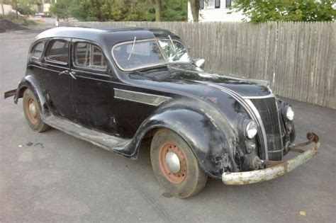 1935 Chrysler Airflow - Information and photos - MOMENTcar