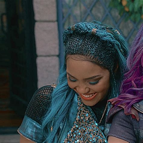 China Anne McClain Icons — China Anne McClain as Uma, Descendants 3 in ...