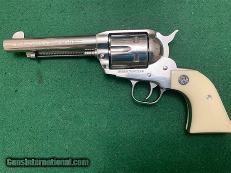 Ruger Vaquero 45 Colt Gloss Stainless 5 12” Barrel High Cond In The Box With Owners Manual