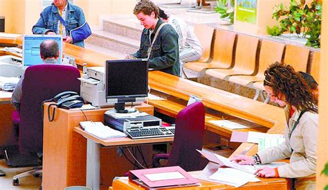 Un Juez Anula El Despido De Una Trabajadora Sustituida Por Un Robot