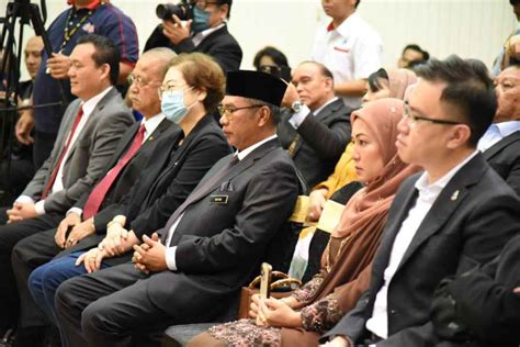 Majlis Serah Tugas Mayor Dewan Bandaraya Kota Kinabalu Sabin Tekad