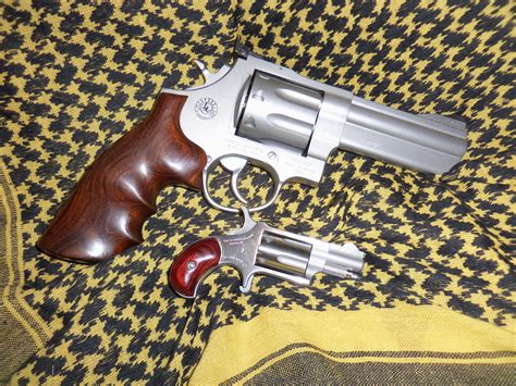 My new NAA Mini Revolver: | Taurus Firearm Forum