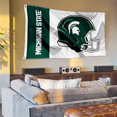 Michigan State Spartans Football Helmet Flag - State Street Products