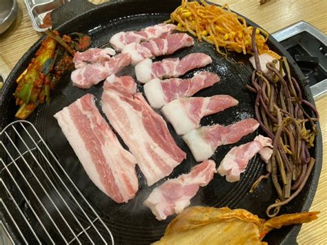 구로디지털단지역 맛집 술집 월화식당 삼겹살쫀득살트러플육회 네이버 블로그