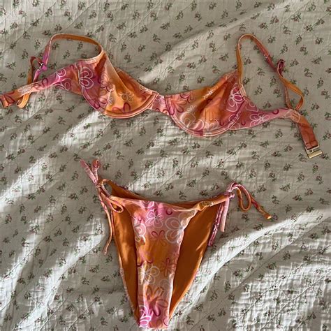 GLASSONS FLOWER PRINT BIKINI SET WORN ONCE Size Depop