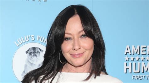 VOICI PHOTO Shannen Doherty Malade Elle Partage Un Message