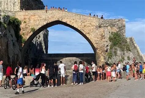 Pueblos Bonitos Cerca De Castro Urdiales En Cantabria Descubre Los