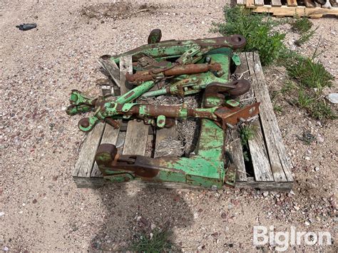 John Deere 3 Point Arms And Quick Hitch Bigiron Auctions