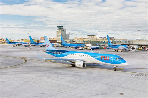 A Roport International Ostende Brugesluchthaven Oostende Brugge Ziet