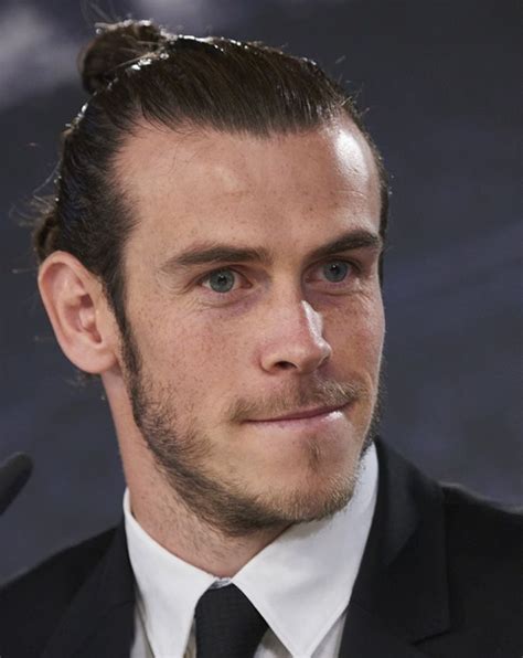 The 10 Best Footballer S Hairstyles And How To Get The Look Hair