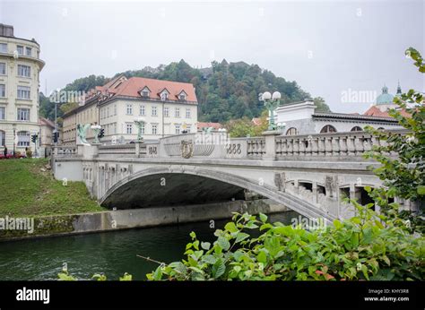 Dragon Brücke in der Altstadt von Ljubljana Ljubljana stammt aus dem 12