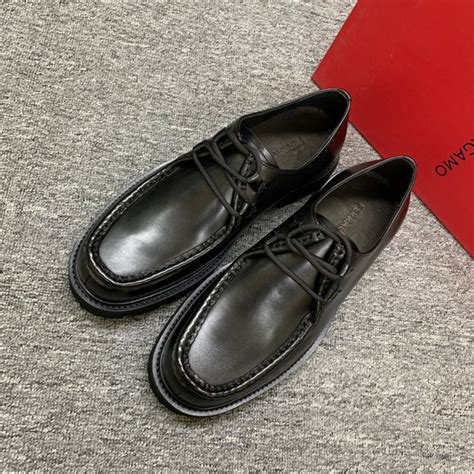 Туфли Salvatore Ferragamo - купить с доставкой по выгодным ценам в ...