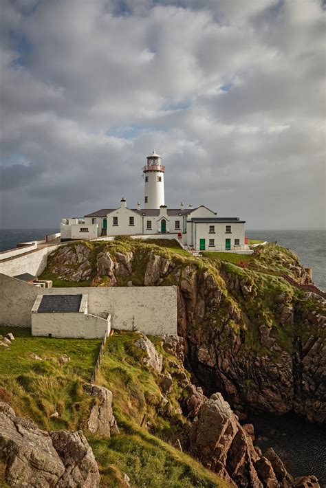 Keeping the Fire of Irish Lighthouses Alive - The New York Times