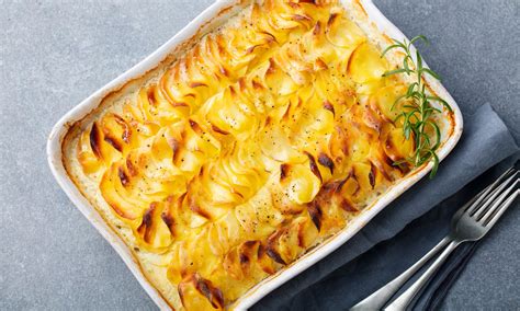 Recette gratiné de pommes de terre aux lardons Cuisine Madame Figaro