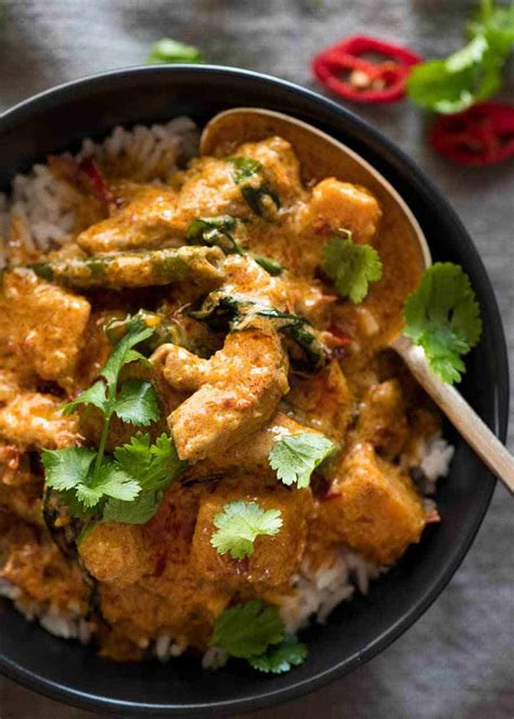 Thai Red Curry With Chicken Recipetineats