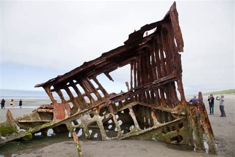 The Wreck Of The Peter Iredale Warrenton Oregon Atlas Obscura