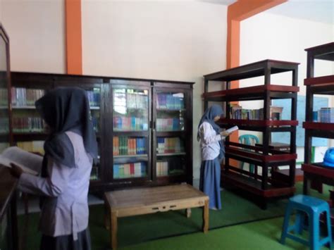 Perpustakaan Ma Kha Wahid Hasyim Bangil