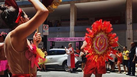 Carnaval 2019 Pepeca Em Chamas E Orgasmo Coletivo Blocos Festejam