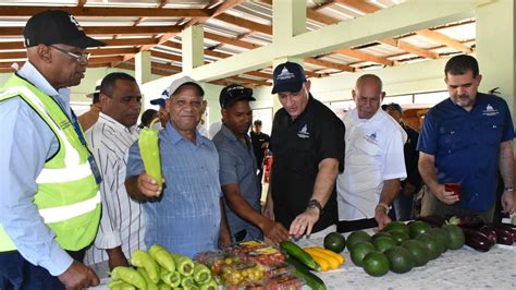 Supervisan Obras Que Beneficiar N A M S De Agricultores De