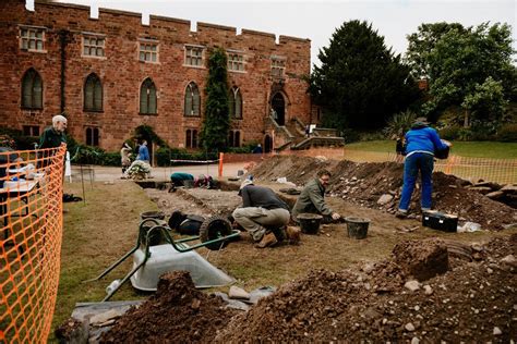 Find Of National Significance At Shrewsbury Castle Dig With