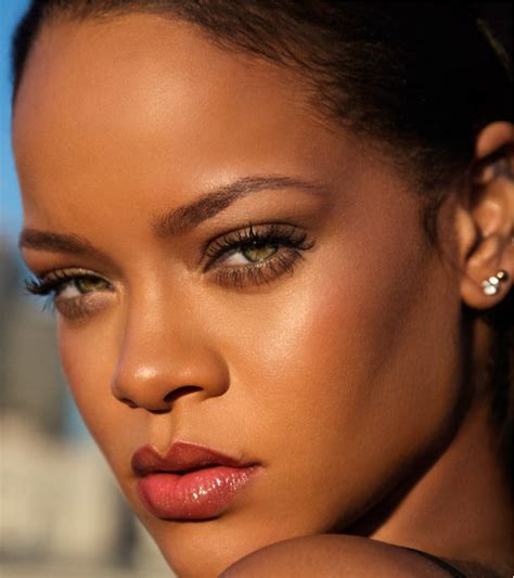 Fenty Skin by Rihanna la nueva línea está en camino L BEAUTÉ