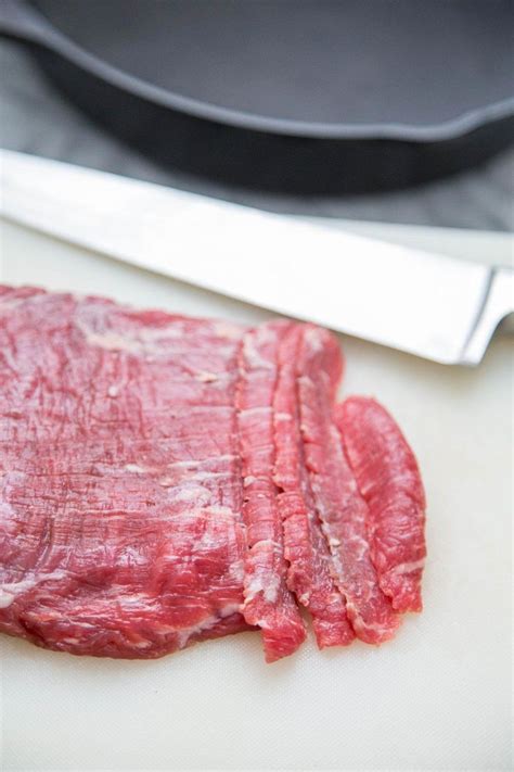 This Is The Easiest Way To Thinly Slice Raw Meat Sliced Beef Recipes Beef Recipes Cooking