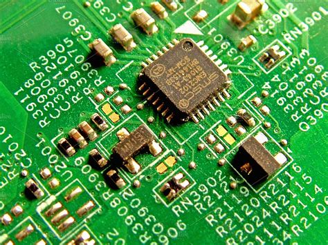 Um Microchip De Massa - Microchip stock photo containing technology and chip | High-Quality ...