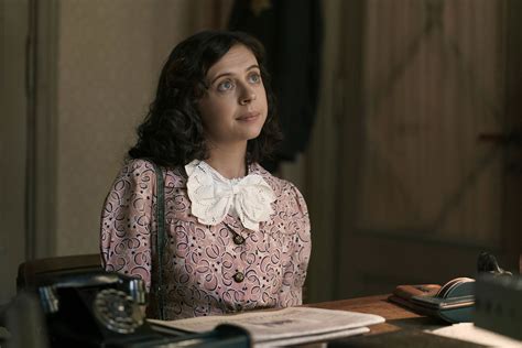 Bel Powley - Actress