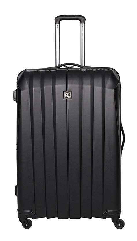 Revo Luggage Reviews – 5 Best Revo Suitcase Models – Better Exploring