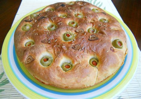 Focaccia Z Oliwkami DoradcaSmaku Pl