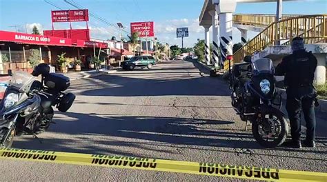 Rafaguean Al Due O De Barbacoa De Santiago Plaza De Armas Quer Taro