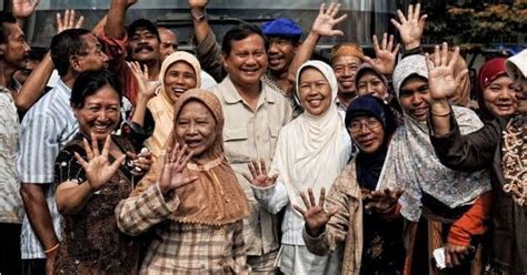 Sangat Cinta Rakyat Prabowo Perbaiki Ekonomi Lebih Penting Dari Jadi