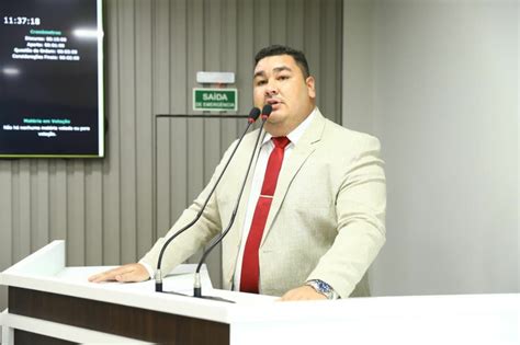 Vereador Alex Garcia Se Destaca Em 2023 Por Sua Produtividade Na