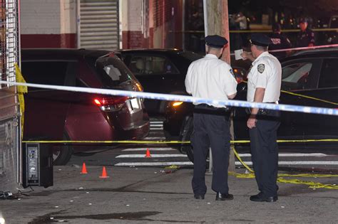 Off Duty Cop Fatally Shoots Man In Nyc Police Say