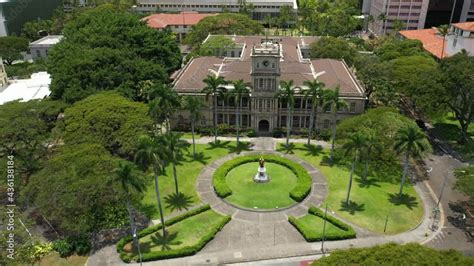 Cinematic 4K Aerial Drone Footage Of The Hawaii Supreme Court And