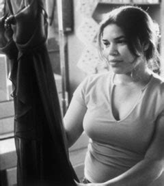 * OFFOFFOFF film review REAL WOMEN HAVE CURVES movie by Patricia Cardoso with America Ferrera ...