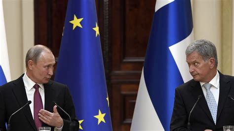 Finnish President Tells Putin That Ukraine Invasion Changes His Country ...