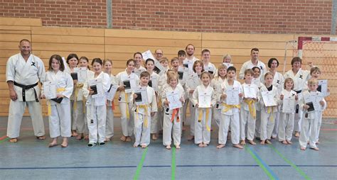 Sommerlehrgang und Kyu Prüfung unserer Karateka KSC ASAHI Spremberg