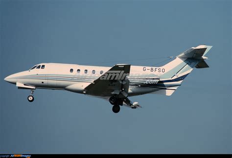 Hawker Siddeley HS 125 700B Large Preview AirTeamImages