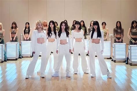 Tampil Menawan Bak Model Intip Video Dance Practice Le Sserafim Di