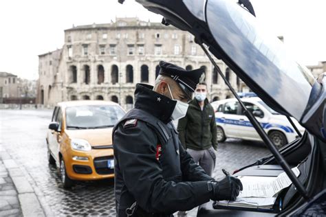 Natale In Zona Rossa Multati E Denunce Nei Controlli Della Vigilia