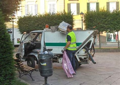 Grandi Pulizie Dopo La Notte Bianca Varesenews Foto