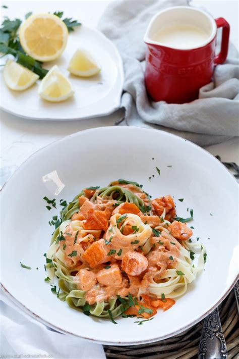 Pasta mit Lachs Sahnesoße in 25 Minuten emmikochteinfach