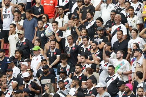 Nova Marca Vasco E Palmeiras Batem Recorde De P Blico No Brasil