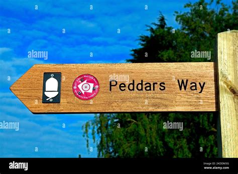 Peddars way footpath sign hi-res stock photography and images - Alamy