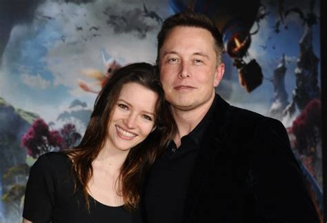 La Turbulenta Vida Amorosa De Elon Musk Dos Mujeres Tres Divorcios Y