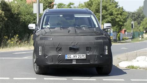 Hyundai Ioniq 7 2023 New Spy Pics Of 7 Seat Ev The Automotive India